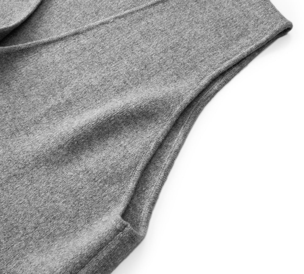 100% Wool V-Neck Sweater Wooly Vest - Image 5
