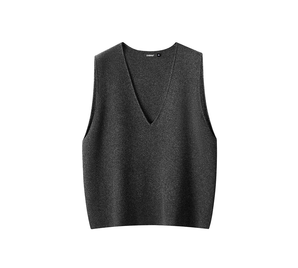 100% Wool V-Neck Sweater Wooly Vest - Image 7