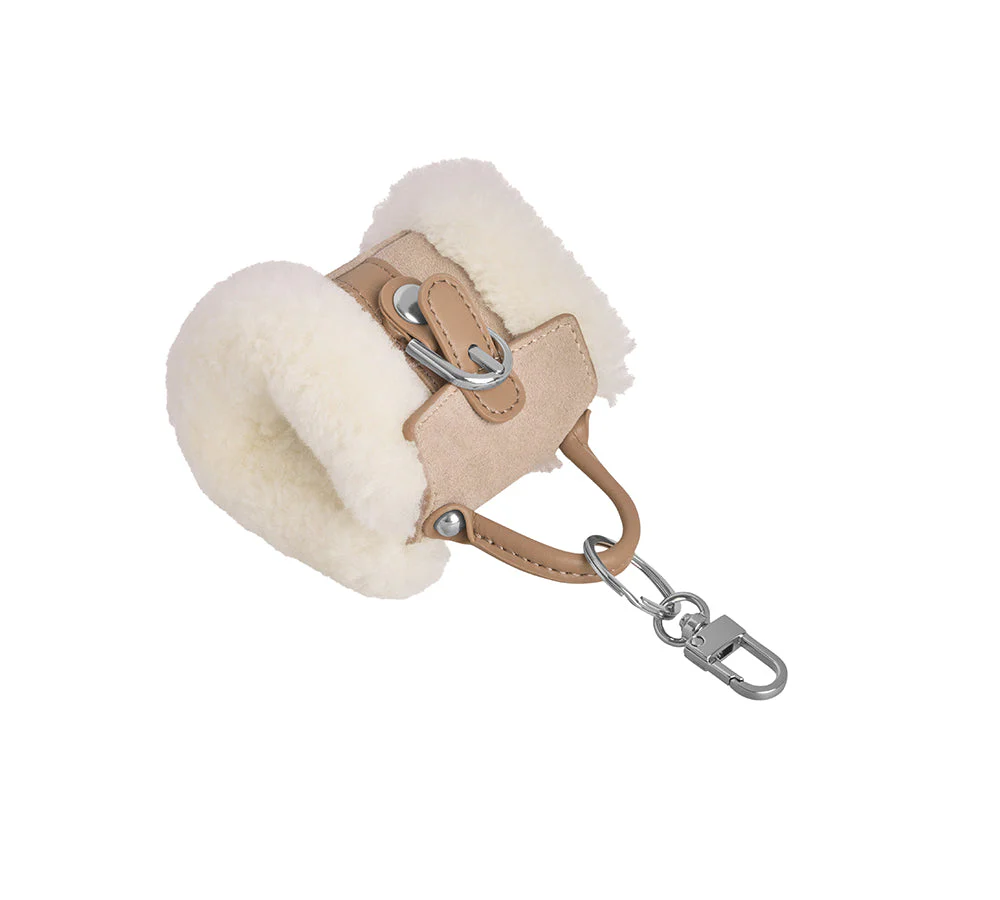 Fluffy Bag Charm Mini Case Nori - Image 15