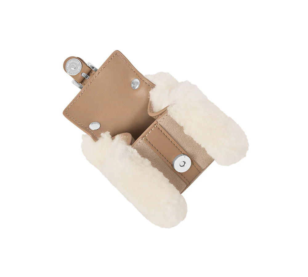 Fluffy Bag Charm Mini Case Nori - Image 16