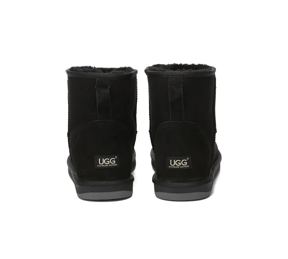 Men Mini Classic Water Resistant Boots - Image 21
