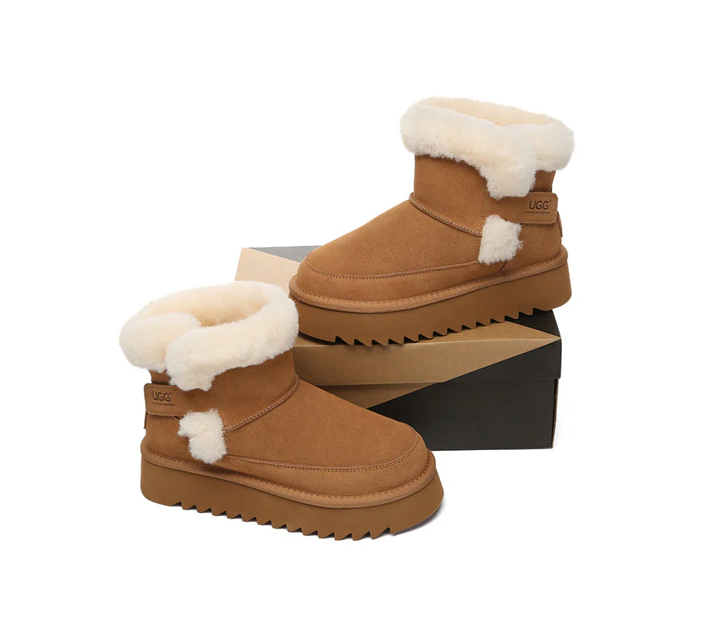 UGG Boots Sheepskin Wool Shearling Platform Bynnie - Image 4